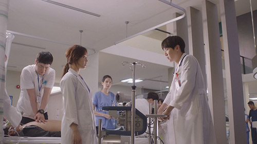 第1話シーン写真