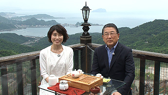 テレサの故郷・台湾で、水森かおりがテレサの曲をカヴァーする。01