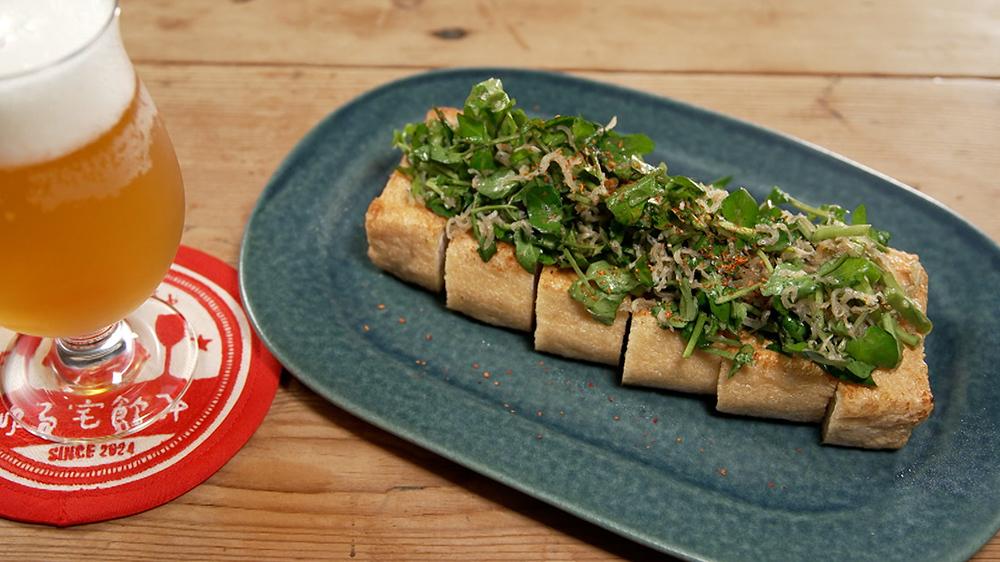 カリカリしらすのせ栃尾揚げ