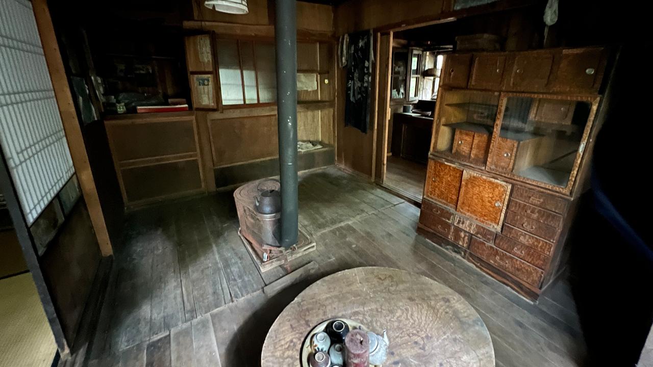 地の涯ての先へ　最後の秘境知床 遥かな物語