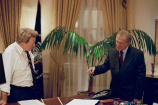 �U�E�z���C�g�n�E�X- THE West Wing -